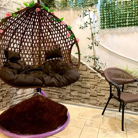 Modern Family-size With Private Veranda-5min To The Appartement *