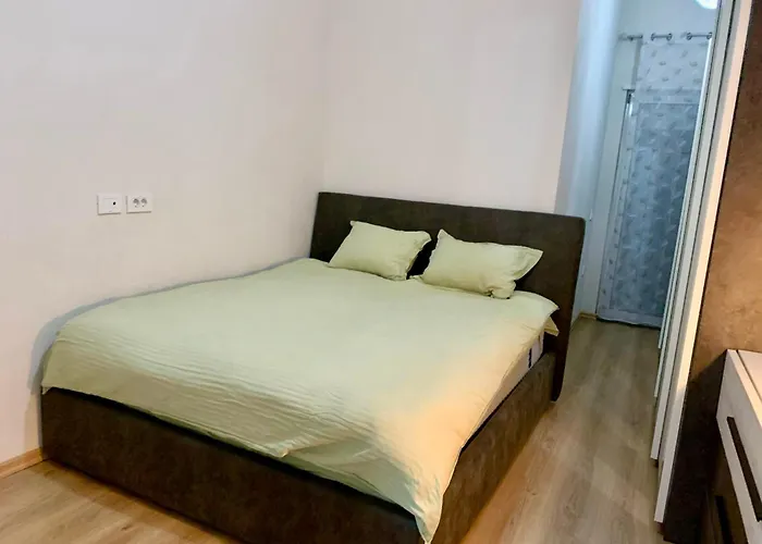 Appartement Modern Family-size With Private Veranda-5min To The *